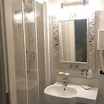 Navona Tower Relais Πανσιόν