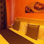 Πανσιόν Navona Tower Relais 4*