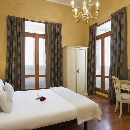 Navona Tower Relais 4*