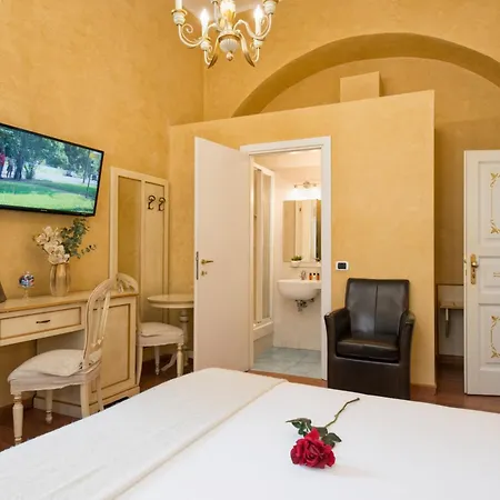 Pensionat Navona Tower Relais